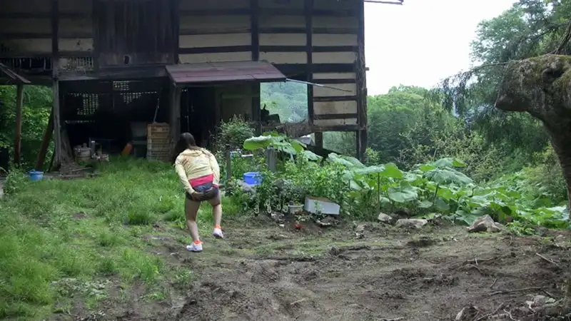 直下型女子便所4 牧野絵里の詳細ページ